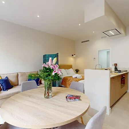 Santa Cruz Apartment Madrid Exterior photo