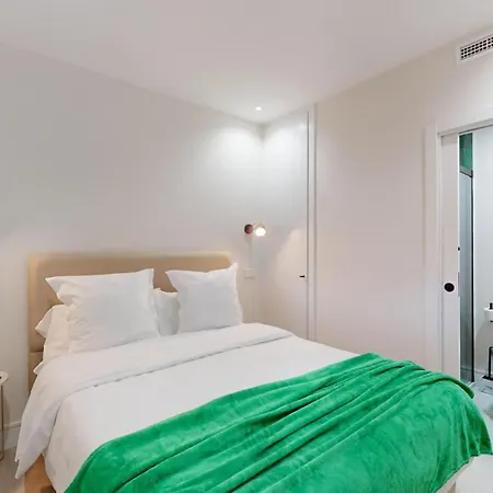 Santa Cruz Apartment Madrid Exterior photo