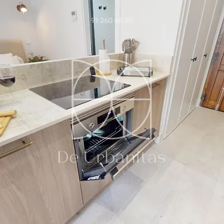 Santa Cruz Apartment Madrid Exterior photo