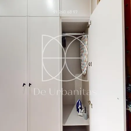 Santa Cruz Apartment Madrid Exterior photo